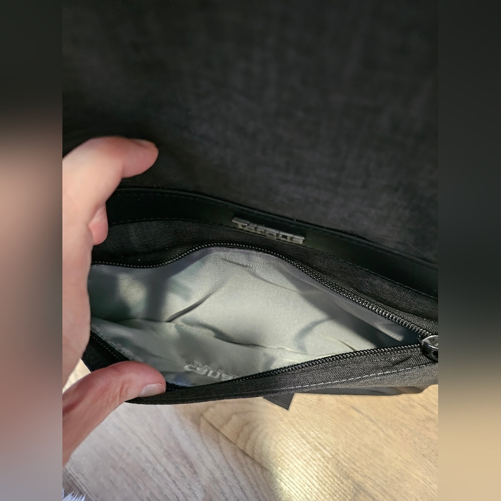 Targus Laptop Backpack - Picture 3 of 5